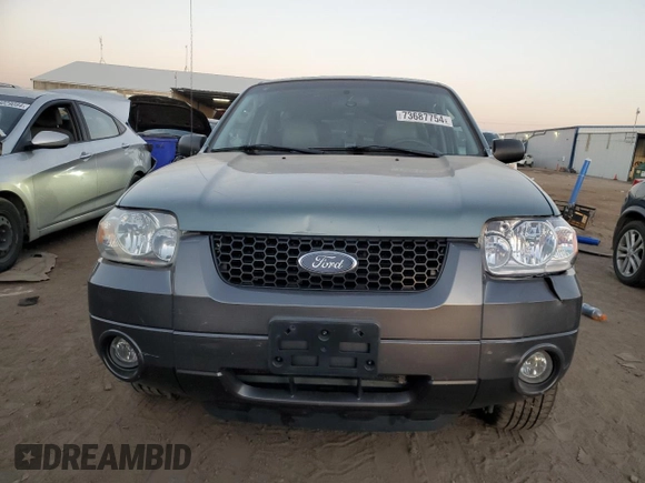2005 Ford Escape XLT with VIN 1FMCU93105KD29752, listed as a Copart auction lot 73687754 with 199,362 mi miles and Salvage Title. Bid and sale history available at carsss.com. Image 5.