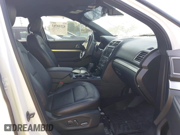 2018 Ford Explorer XLT z VIN 1FM5K7D80JGC69581, wystawiony jako IAAI lot #42310703 z przebiegiem 41 350 mil mil oraz . Historia ofert i sprzedaży dostępna na DreamBid. Obrazek 5.