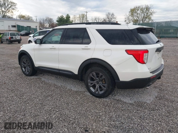 2022 Ford Explorer XLT with VIN 1FMSK8DH6NGC07066, listed as a IAAI auction lot 41856343 with 31,711 mi miles and . Bid and sale history available at DreamBid. Image 3.