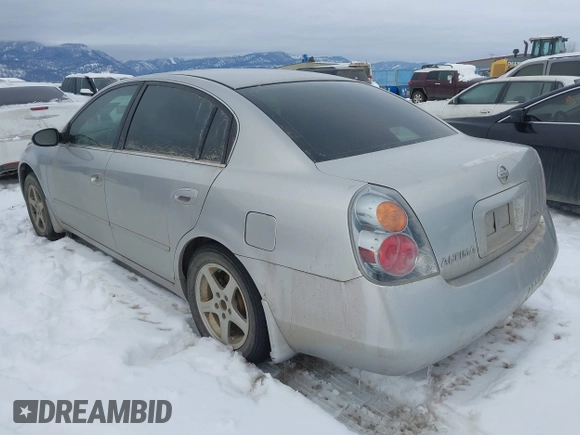 2003 Nissan Altima S with VIN 1N4AL11D33C347947, listed as a IAAI auction lot 41581036 with 231,319 mi miles. Bid and sale history available at carsss.com. Image 3.