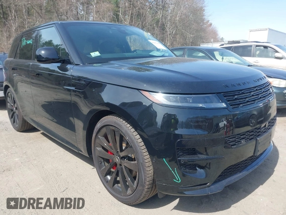 2024 Land Rover Range Rover Sport Dynamic SE with VIN SAL1L9FU3RA199796, listed as a IAAI auction lot 41803458 with 9,262 mi miles and . Bid and sale history available at DreamBid. Image 1.