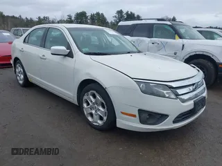2010 Ford Fusion SE z VIN 3FAHP0HA2AR235714, wystawiony jako IAAI lot #41690933 z przebiegiem Nie podano mil oraz . Historia ofert i sprzedaży dostępna na DreamBid. Obrazek 1.