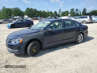 2014 Volkswagen Passat SE with VIN 1VWBN7A31EC008574, listed as a Copart auction lot 65118735 with 135,640 mi miles and Clean title. Bid and sale history available at DreamBid. Image 1.