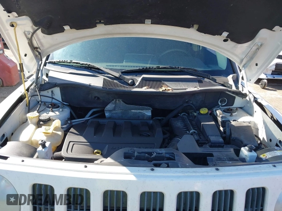 2008 Jeep Patriot Sport with VIN 1J8FF28W08D635875, listed as a IAAI auction lot 41761822 with 285,728 mi miles and . Bid and sale history available at carsss.com. Image 10.