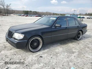 1997 Mercedes-Benz S with VIN WDBGA43G3VA374808, listed as a Copart auction lot 49093235 with 199,159 mi miles and Non Repairable. Bid and sale history available at carsss.com. Image 1.