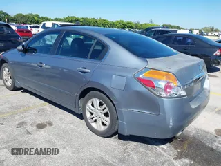 2011 Nissan Altima 2.5 S with VIN 1N4AL2AP4BN489548, listed as a IAAI auction lot 41675139 with 184,886 mi miles. Bid and sale history available at carsss.com. Image 3.