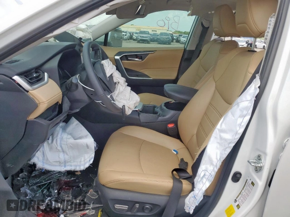 2024 Toyota RAV4 XLE Premium with VIN 2T3C1RFV0RW311924, listed as a Copart auction lot 61507685 with Not provided miles and Salvage title. Bid and sale history available at DreamBid. Image 7.