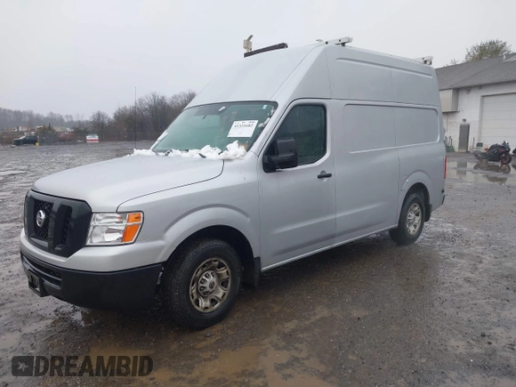2016 Nissan NV Cargo SV z VIN 1N6BF0LY4GN807205, wystawiony jako IAAI lot #41321682 z przebiegiem 151 759 mil mil oraz . Historia ofert i sprzedaży dostępna na DreamBid. Obrazek 18.