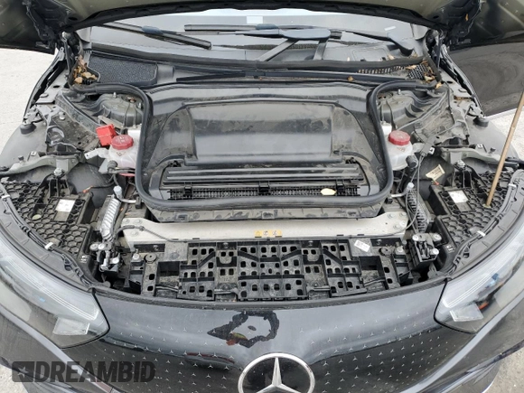 2023 Mercedes-Benz EQE 350+ z VIN W1KEG2BB4PF011740, wystawiony jako Copart lot #53811655 z przebiegiem 31 981 mil mil oraz Szkoda całkowita • Salvage title. Historia ofert i sprzedaży dostępna na DreamBid. Obrazek 11.
