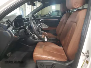 2023 Audi Q3 S line Premium z VIN WA1DECF36P1090324, wystawiony jako Copart lot #45025995 z przebiegiem 28 052 mil mil oraz Nie do naprawy. Historia ofert i sprzedaży dostępna na DreamBid. Obrazek 7.