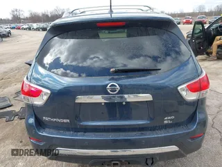 2014 Nissan Pathfinder SL with VIN 5N1AR2MM2EC712191, listed as a IAAI auction lot 42026657 with 157,534 mi miles and . Bid and sale history available at carsss.com. Image 16.