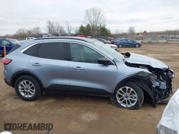 2022 Ford Escape SE Hybrid with VIN 1FMCU9BZ5NUB06831, listed as a IAAI auction lot 41747501 with 26,892 mi miles and . Bid and sale history available at carsss.com. Image 13.