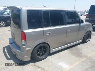 2006 Scion xB z VIN JTLKT324064103023, wystawiony jako IAAI lot #42463759 z przebiegiem Nie podano mil oraz . Historia ofert i sprzedaży dostępna na DreamBid. Obrazek 4.