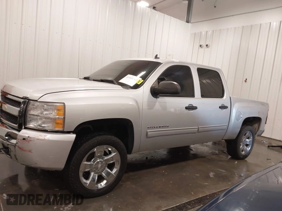 2013 Chevrolet Silverado 1500 LS with VIN 3GCPKREA1DG156984, listed as a IAAI auction lot 41924312 with 117,018 mi miles and . Bid and sale history available at DreamBid. Image 15.