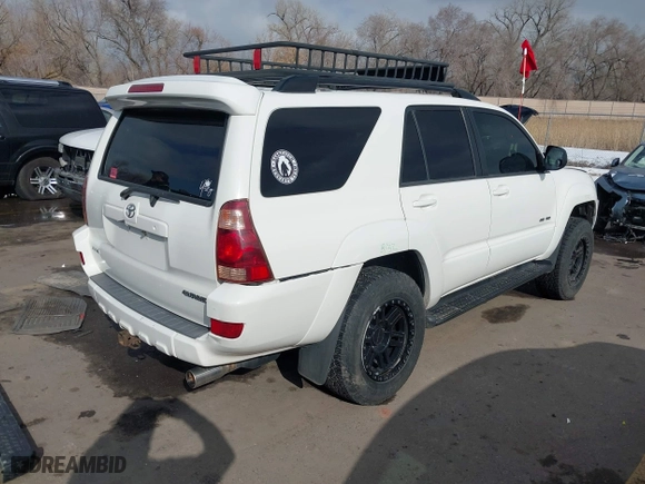 2005 Toyota 4Runner SR5 with VIN JTEBU14R750073185, listed as a IAAI auction lot 41618999 with 196,126 mi miles. Bid and sale history available at carsss.com. Image 4.