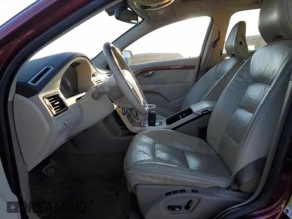 2009 Volvo XC70 3.2L z VIN YV4BZ982991056130, wystawiony jako Copart lot #89382385 z przebiegiem 165 572 mil mil oraz Szkoda całkowita • Salvage title. Historia ofert i sprzedaży dostępna na DreamBid. Obrazek 7.