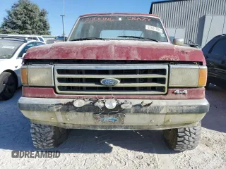 1990 Ford Bronco Custom with VIN 1FMEU15HXLLB16478, listed as a Copart auction lot 82661804 with 188,692 mi miles and Clean Title. Bid and sale history available at carsss.com. Image 5.