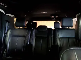 2019 Ford Expedition Max XLT z VIN 1FMJK1JTXKEA75691, wystawiony jako Copart lot #56867525 z przebiegiem 104 005 mil mil oraz Szkoda całkowita • Salvage title. Historia ofert i sprzedaży dostępna na DreamBid. Obrazek 10.