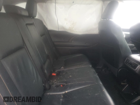 2018 Toyota Highlander SE z VIN 5TDKZRFH2JS548614, wystawiony jako Copart lot #45103245 z przebiegiem Nie podano mil oraz Szkoda całkowita • Salvage title. Historia ofert i sprzedaży dostępna na DreamBid. Obrazek 11.
