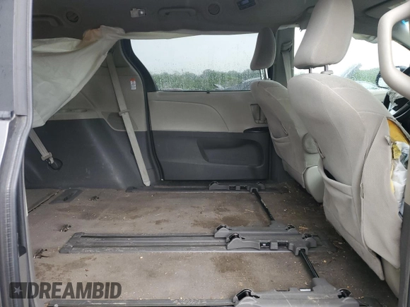 2015 Toyota Sienna LE AAS with VIN 5TDKK3DC3FS572405, listed as a Copart auction lot 58141975 with 146,820 mi miles and Salvage title. Bid and sale history available at DreamBid. Image 11.