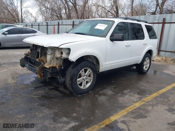 2009 Ford Explorer XLT with VIN 1FMEU73E29UA35599, listed as a IAAI auction lot 41481413 with 123528 miles. Bid and sale history available at carsss.com. Image 2.