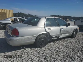 2003 Ford Police Interceptor Street Appear with VIN 2FAFP71W33X109470, listed as a Copart auction lot 46928115 with 239,164 mi miles and Salvage title. Bid and sale history available at DreamBid. Image 3.