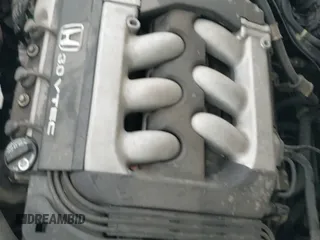 1998 Honda Accord LX z VIN 1HGCG1645WA000699, wystawiony jako IAAI lot #41598273 z przebiegiem 186 732 mil mil oraz . Historia ofert i sprzedaży dostępna na DreamBid. Obrazek 16.