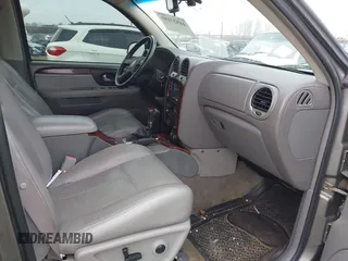 2005 GMC Envoy SLT with VIN 1GKDT13S352129944, listed as a IAAI auction lot 41527180 with 188,541 mi miles. Bid and sale history available at carsss.com. Image 5.