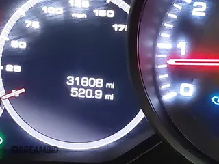 2021 Porsche Cayenne z VIN WP1AA2AY2MDA02282, wystawiony jako IAAI lot #41960123 z przebiegiem 31 608 mil mil oraz . Historia ofert i sprzedaży dostępna na DreamBid. Obrazek 15.