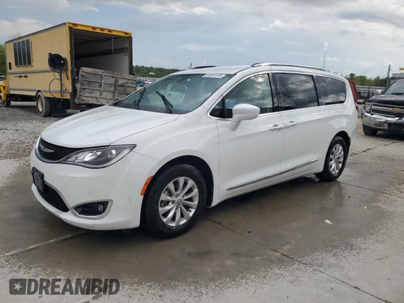 2018 Chrysler Pacifica Touring L with VIN 2C4RC1BG3JR214356, listed as a Copart auction lot 54541515 with 44,975 mi miles and Salvage Title. Bid and sale history available at DreamBid. Image 1.