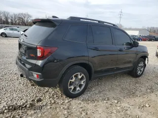 2023 Honda Passport TrailSport with VIN 5FNYF8H6XPB033513, listed as a Copart auction lot 49392115 with 41,069 mi miles and Salvage title. Bid and sale history available at DreamBid. Image 3.