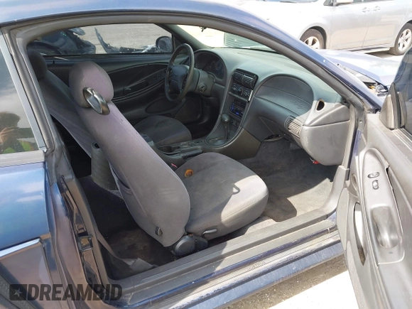 2002 Ford Mustang Standard with VIN 1FAFP40452F150630, listed as a IAAI auction lot 41987802 with 236,866 mi miles. Bid and sale history available at carsss.com. Image 5.