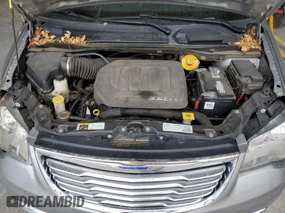 2016 Chrysler Town & Country Touring with VIN 2C4RC1BG7GR141596, listed as a Copart auction lot 53811085 with 126,280 mi miles and Clean Title. Bid and sale history available at DreamBid. Image 12.