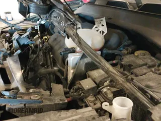 2018 Jeep Compass Latitude with VIN 3C4NJDBBXJT301159, listed as a IAAI auction lot 43319630 with 98,956 mi miles and . Bid and sale history available at DreamBid. Image 19.