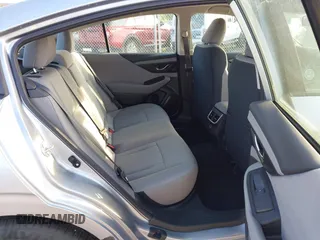 2025 Subaru Legacy Premium z VIN 4S3BWAD65S3018054, wystawiony jako IAAI lot #42728296 z przebiegiem 6 488 mil mil oraz . Historia ofert i sprzedaży dostępna na DreamBid. Obrazek 8.