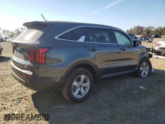 2023 Kia Sorento LX with VIN 5XYRGDLC8PG230051, listed as a Copart auction lot 77832994 with 29,957 mi miles and Salvage Title. Bid and sale history available at carsss.com. Image 3.