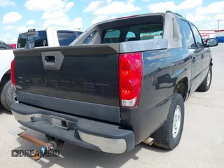 2004 Chevrolet Avalanche with VIN 3GNEC12T14G247224, listed as a IAAI auction lot 42626754 with Not provided miles and . Bid and sale history available at DreamBid. Image 4.
