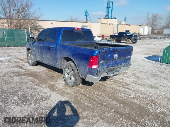 2018 Ram 1500 Big Horn z VIN 3C6RR7LG5JG203226, wystawiony jako IAAI lot #41236613 z przebiegiem 109 110 mil mil oraz . Historia ofert i sprzedaży dostępna na DreamBid. Obrazek 3.