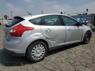 2012 Ford Focus SE with VIN 1FAHP3K21CL146706, listed as a Copart auction lot 55262285 with 137,625 mi miles and Salvage Title. Bid and sale history available at carsss.com. Image 3.