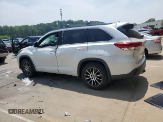 2018 Toyota Highlander SE with VIN 5TDJZRFH9JS559055, listed as a Copart auction lot 60197655 with 114,752 mi miles and Salvage title. Bid and sale history available at DreamBid. Image 2.