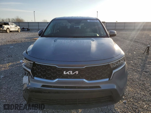 2022 Kia Sorento LX with VIN 5XYRG4LC6NG094967, listed as a Copart auction lot 48988235 with 28,521 mi miles and Salvage Title. Bid and sale history available at carsss.com. Image 5.