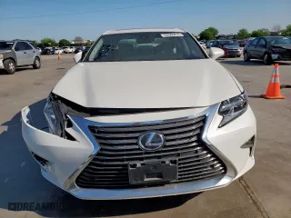 2017 Lexus ES with VIN JTHBK1GG7H2248644, listed as a Copart auction lot 52503215 with 24,499 mi miles and Salvage Title. Bid and sale history available at carsss.com. Image 5.