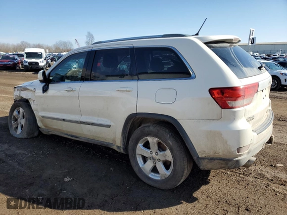 2012 Jeep Grand Cherokee Laredo with VIN 1C4RJFAT5CC261417, listed as a Copart auction lot 50197345 with 131,256 mi miles and Clean Title. Bid and sale history available at carsss.com. Image 2.