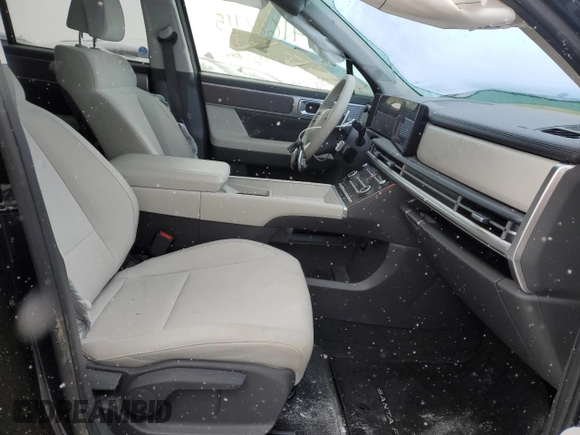 2024 Hyundai Santa Fe SE with VIN 5NMP1DGL3RH045191, listed as a Copart auction lot 41622115 with 4,228 mi miles and Salvage title. Bid and sale history available at DreamBid. Image 7.