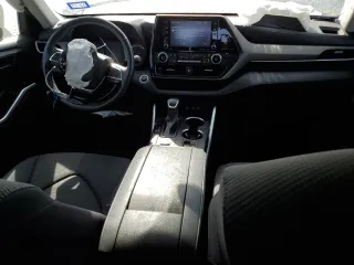 2021 Toyota Highlander L with VIN 5TDZZRAH2MS515896, listed as a Copart auction lot 49450015 with 57,639 mi miles and Salvage title. Bid and sale history available at DreamBid. Image 8.