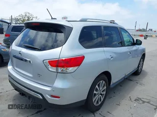 2013 Nissan Pathfinder Platinum with VIN 5N1AR2MM9DC614001, listed as a IAAI auction lot 42718655 with 153,241 mi miles and . Bid and sale history available at DreamBid. Image 4.