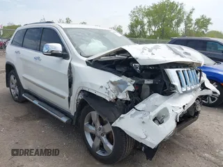 2011 Jeep Grand Cherokee Limited z VIN 1J4RR5GTXBC519319, wystawiony jako IAAI lot #42199900 z przebiegiem 193 359 mil mil oraz . Historia ofert i sprzedaży dostępna na DreamBid. Obrazek 1.