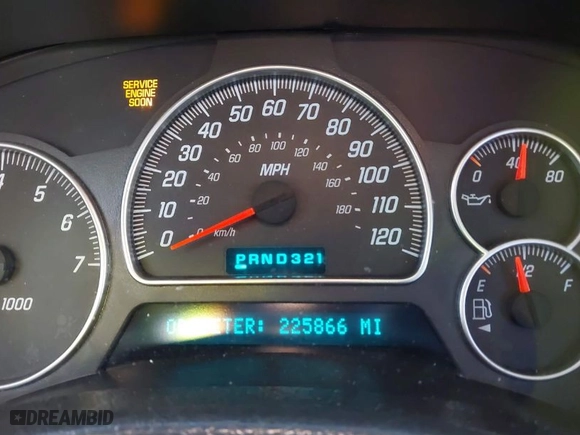 2003 GMC Envoy XL SLT with VIN 1GKET16S636121620, listed as a IAAI auction lot 41197711 with 225,866 mi miles. Bid and sale history available at carsss.com. Image 7.