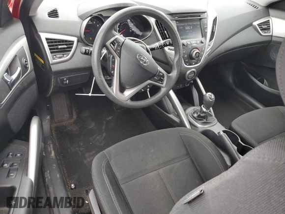 2016 Hyundai Veloster z VIN KMHTC6AD9GU302135, wystawiony jako Copart lot #81881264 z przebiegiem 167 281 mil mil oraz Szkoda całkowita • Salvage title. Historia ofert i sprzedaży dostępna na DreamBid. Obrazek 8.