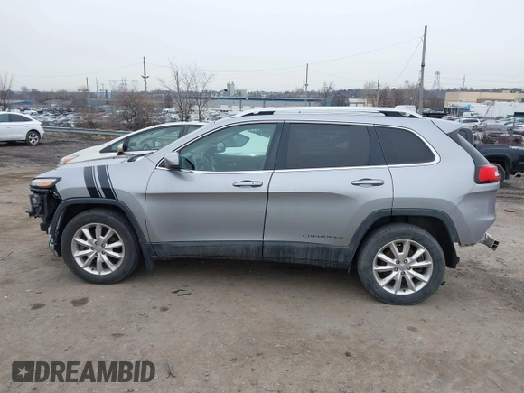 2017 Jeep Cherokee Limited with VIN 1C4PJMDS4HW597175, listed as a IAAI auction lot 41525358 with 87,227 mi miles. Bid and sale history available at carsss.com. Image 15.